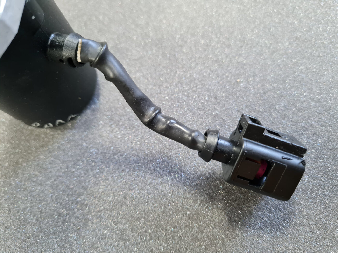 Eļļas sūknis priekš VOLVO S60 2008 8 Eļļas sūknis priekš VOLVO S60 2008