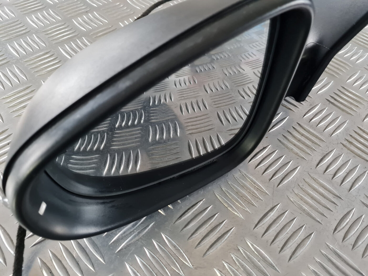 Ārējais spogulis, pa kreisi priekš VW GOLF 6 2011 2 Ārējais spogulis, pa kreisi priekš VW GOLF 6 2011