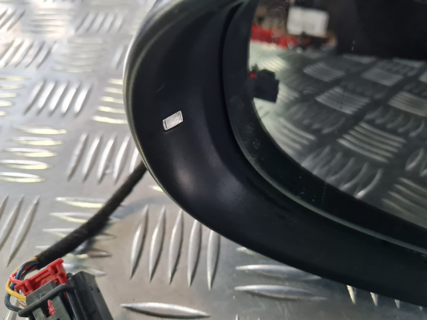 Ārējais spogulis, pa kreisi priekš VW GOLF 6 2011 12 Ārējais spogulis, pa kreisi priekš VW GOLF 6 2011