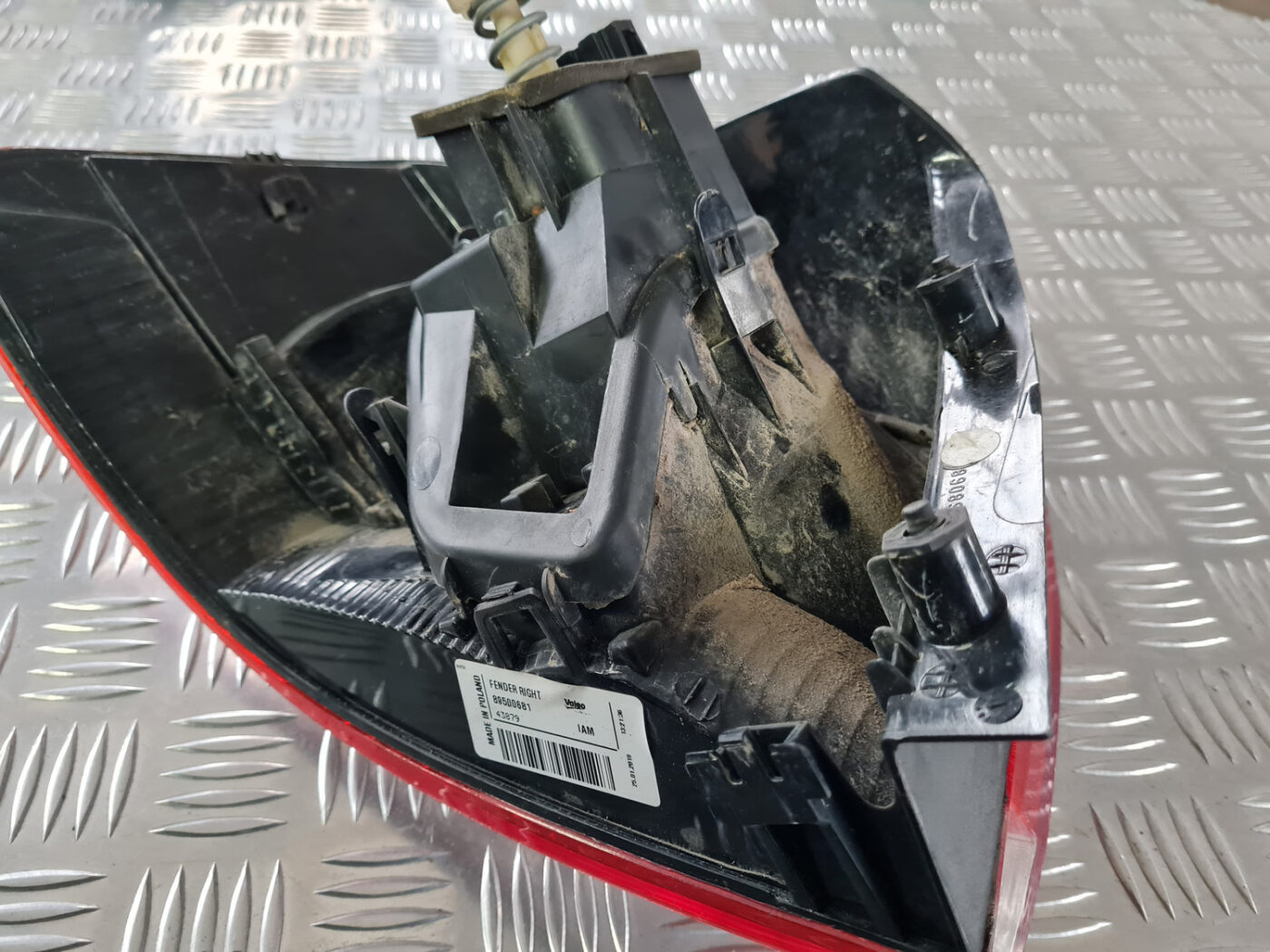 Aizmugurējais labais lukturis priekš VW GOLF 6 2011 4 Aizmugurējais labais lukturis priekš VW GOLF 6 2011