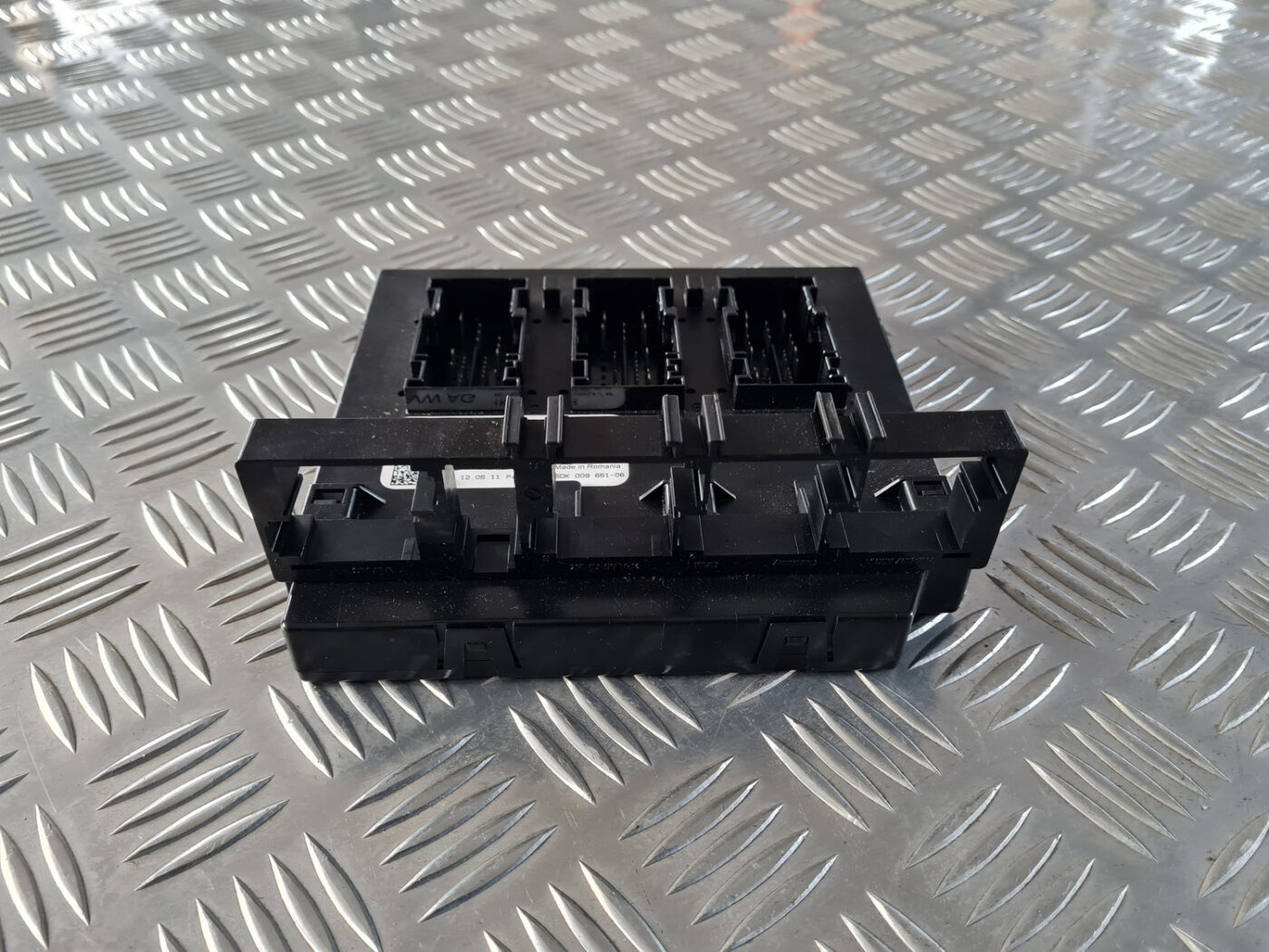 Komforta vadības bloks priekš VW GOLF 6 2011 2 Komforta vadības bloks priekš VW GOLF 6 2011