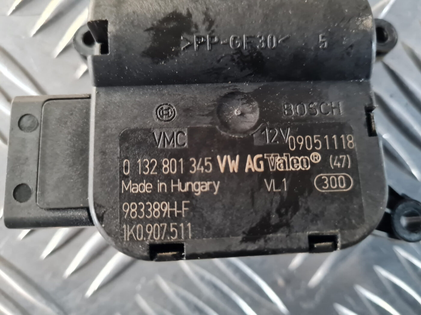 Apsildes sistēmas aktuators priekš VW GOLF 6 2011 2 Apsildes sistēmas aktuators priekš VW GOLF 6 2011