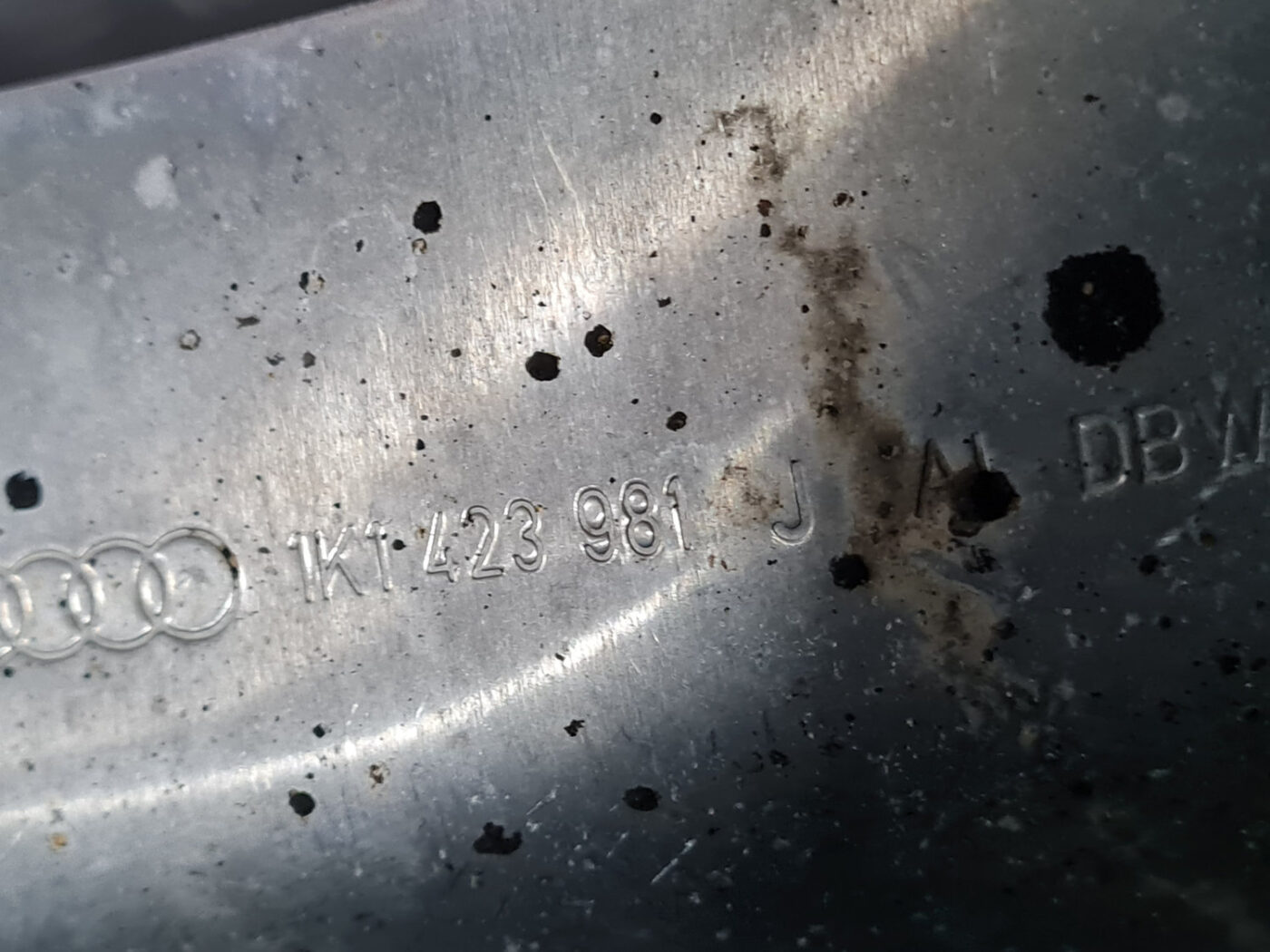 Karstuma aizsargs (mazs) priekš VW GOLF 6 2011