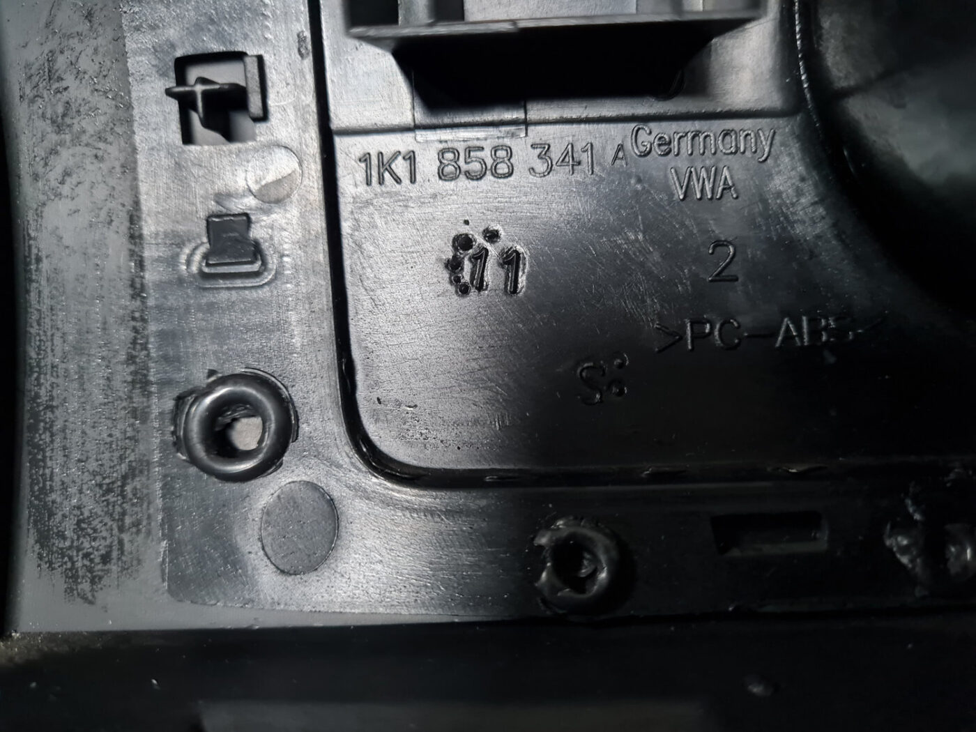 Gaismas slēdža apdare (uz paneļa) priekš VW GOLF 6 2011 4 Gaismas slēdža apdare (uz paneļa) priekš VW GOLF 6 2011