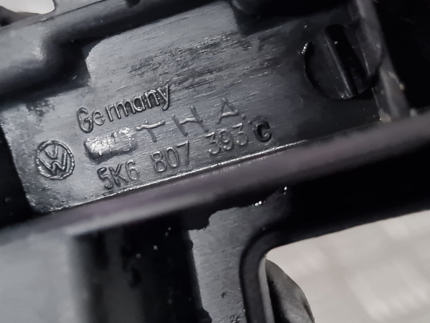 Aizmugurēja bufera kronšteins priekš VW GOLF 6 2011 4 Aizmugurēja bufera kronšteins priekš VW GOLF 6 2011