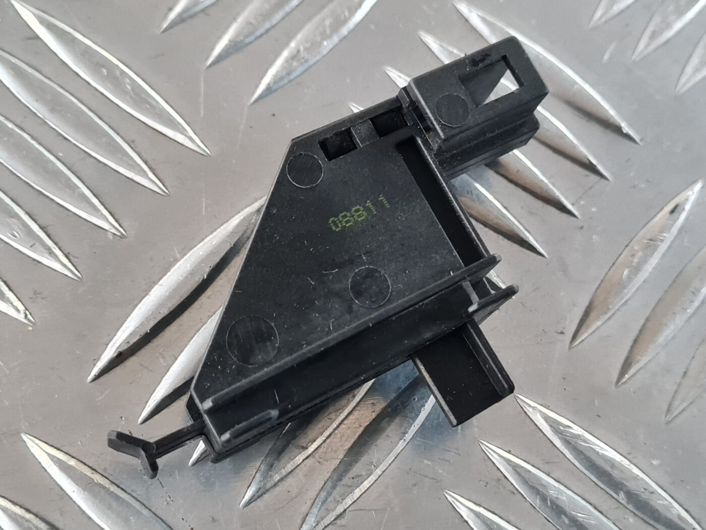 Apgaismojums mērinstrumentu paneļa mantu nodalījumā priekš VW GOLF 6 2011 3 Apgaismojums mērinstrumentu paneļa mantu nodalījumā priekš VW GOLF 6 2011