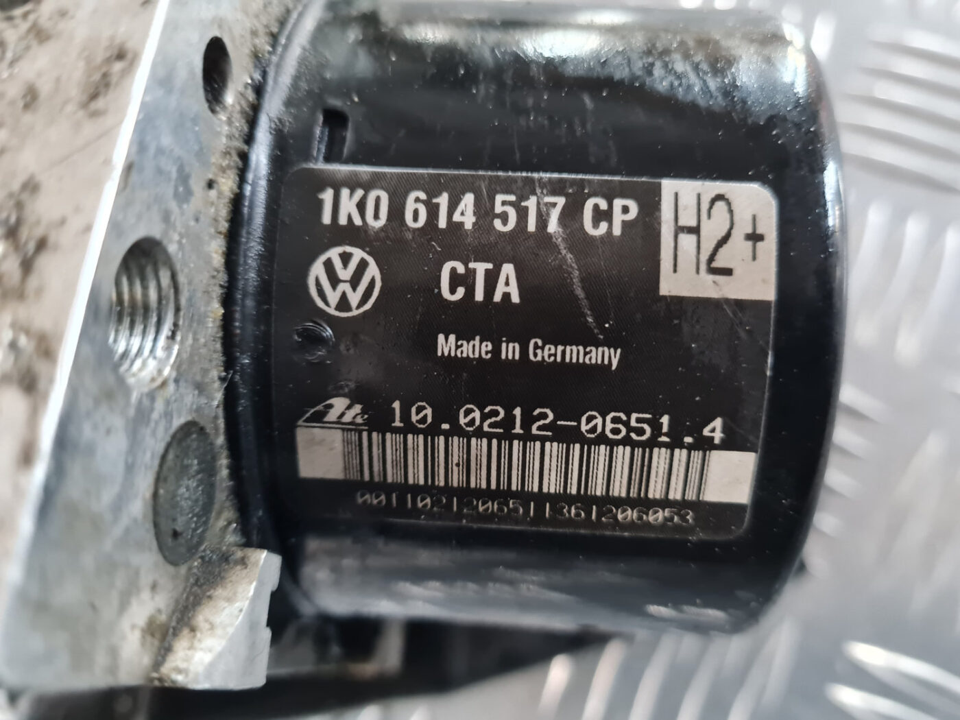 ABS bloks priekš VW GOLF 6 2011 7 ABS bloks priekš VW GOLF 6 2011