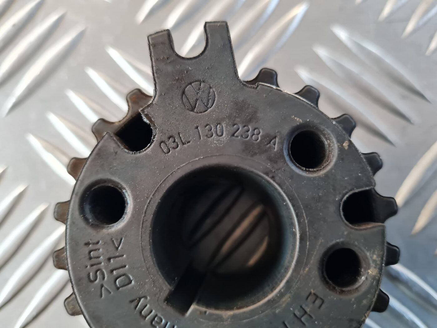 Augstspiediena degvielas sūkņa zobrats priekš VW GOLF 6 2011 4 Augstspiediena degvielas sūkņa zobrats priekš VW GOLF 6 2011