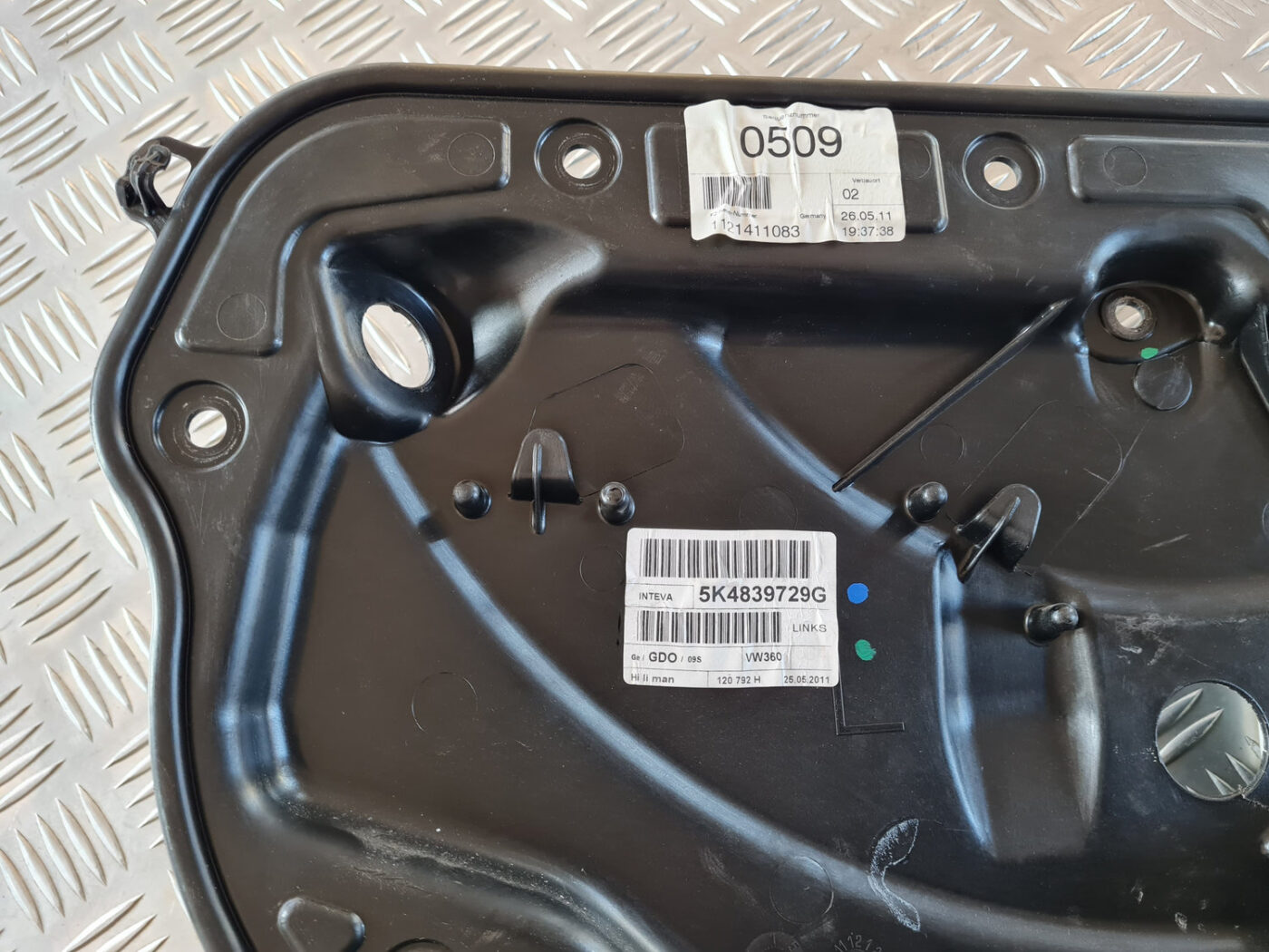 Stikla pacelšanas mehānisma panele priekš VW GOLF 6 2011 5 Stikla pacelšanas mehānisma panele priekš VW GOLF 6 2011