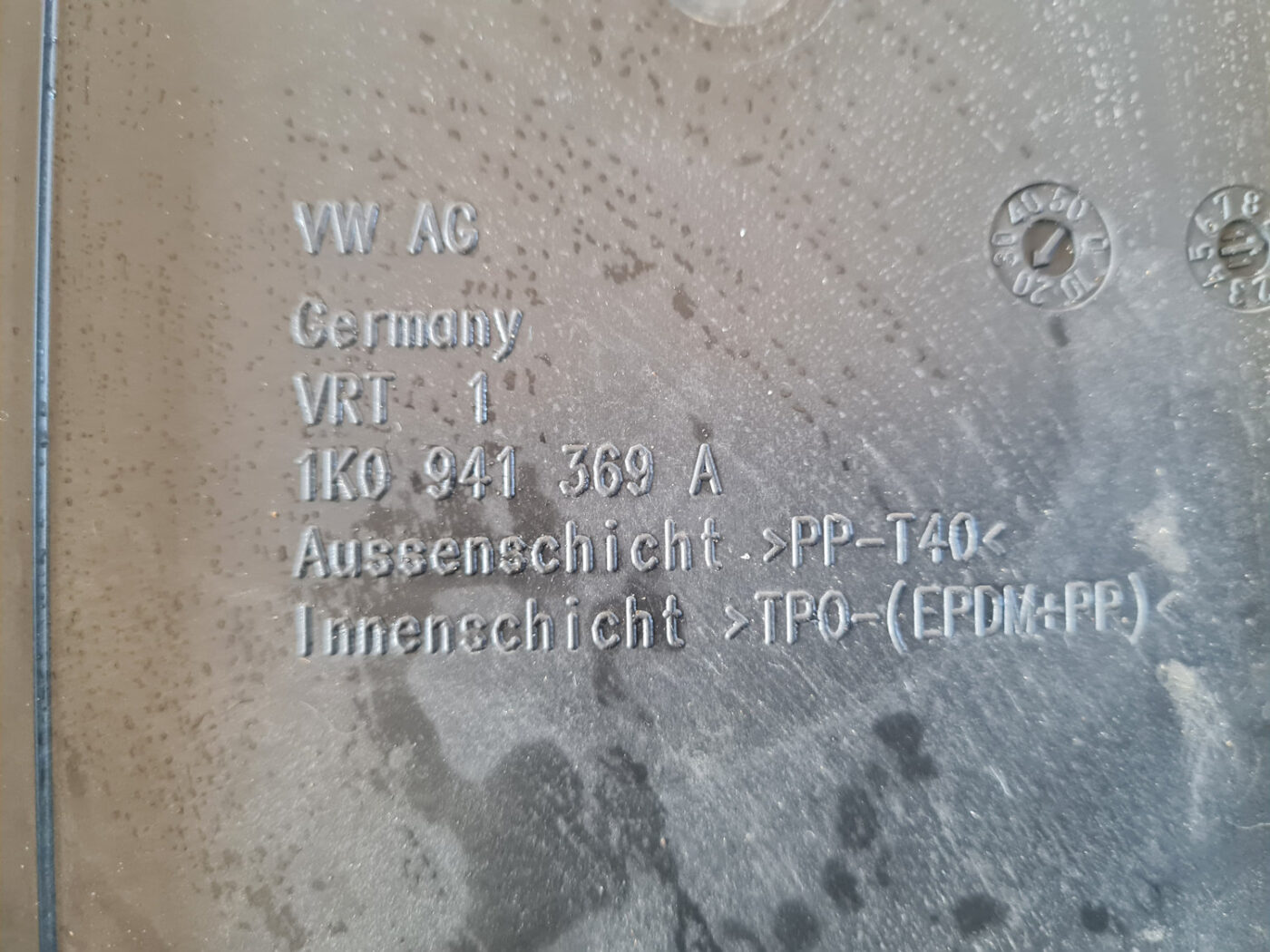 Auto detaļa priekš VW GOLF 6 2011 3 Auto detaļa priekš VW GOLF 6 2011