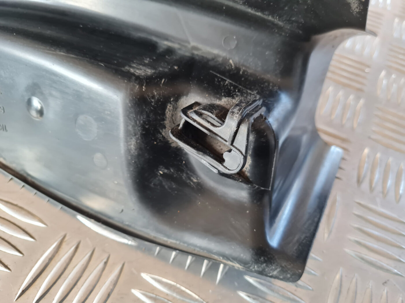 Auto detaļa priekš VW GOLF 6 2011 5 Auto detaļa priekš VW GOLF 6 2011