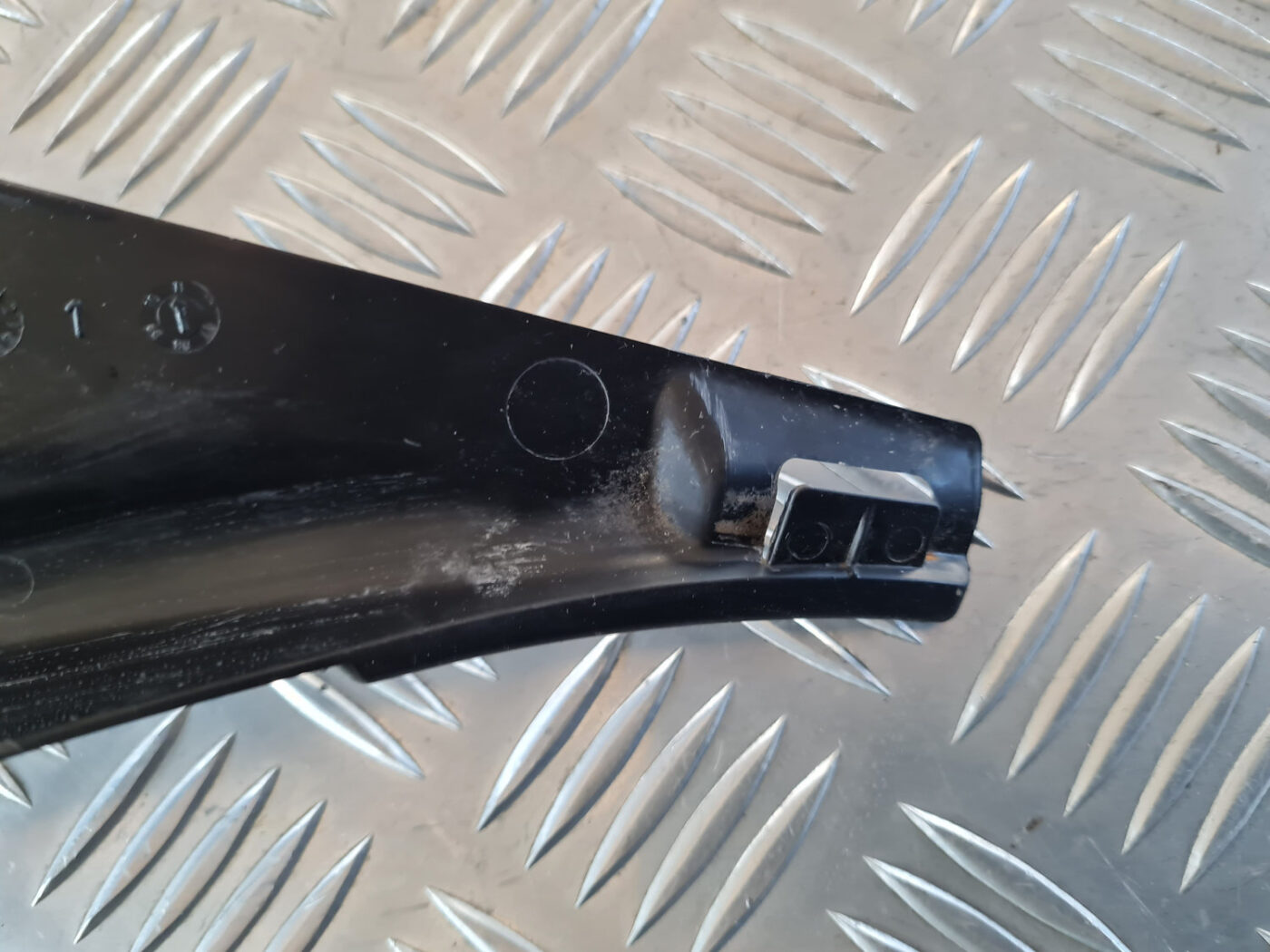 Auto detaļa priekš VW GOLF 6 2011 4 Auto detaļa priekš VW GOLF 6 2011