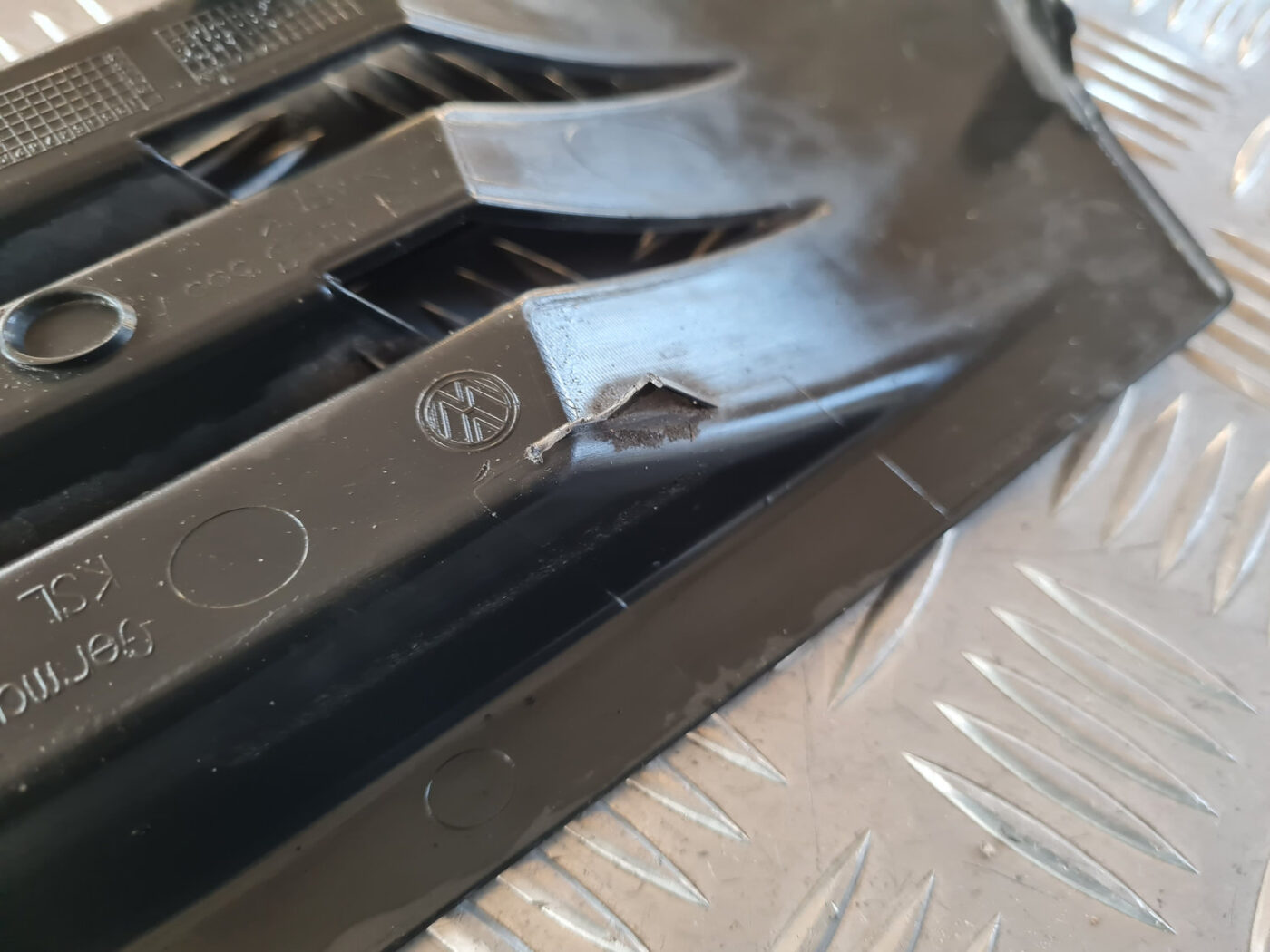 Miglas luktura reste, pa labi priekš VW GOLF 6 2011 5 Miglas luktura reste, pa labi priekš VW GOLF 6 2011