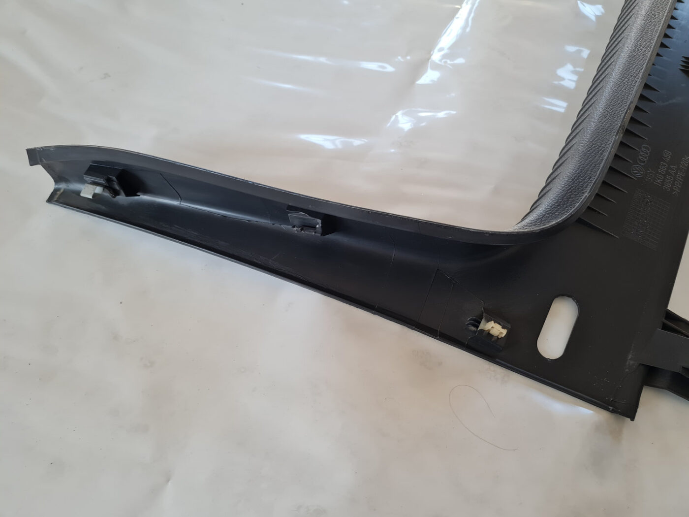 Bagažnieka nodalījuma sliekšņa uzlika priekš VW GOLF 6 2011 8 Bagažnieka nodalījuma sliekšņa uzlika priekš VW GOLF 6 2011