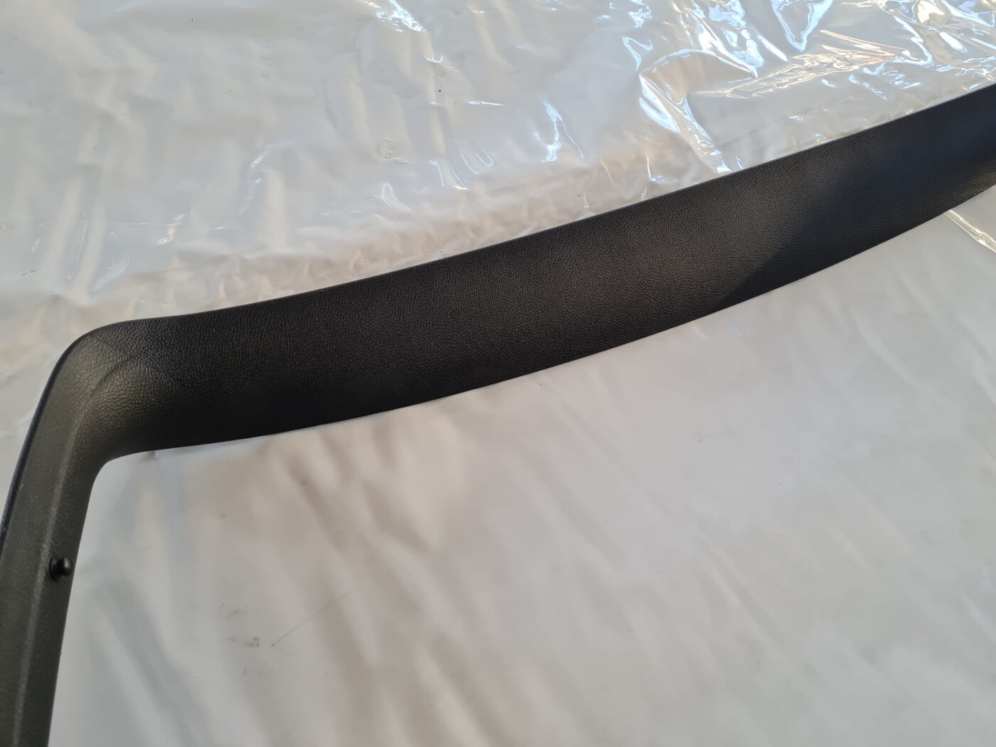 Bagāžnieka vāka apdare priekš VW GOLF 6 2011 12 Bagāžnieka vāka apdare priekš VW GOLF 6 2011