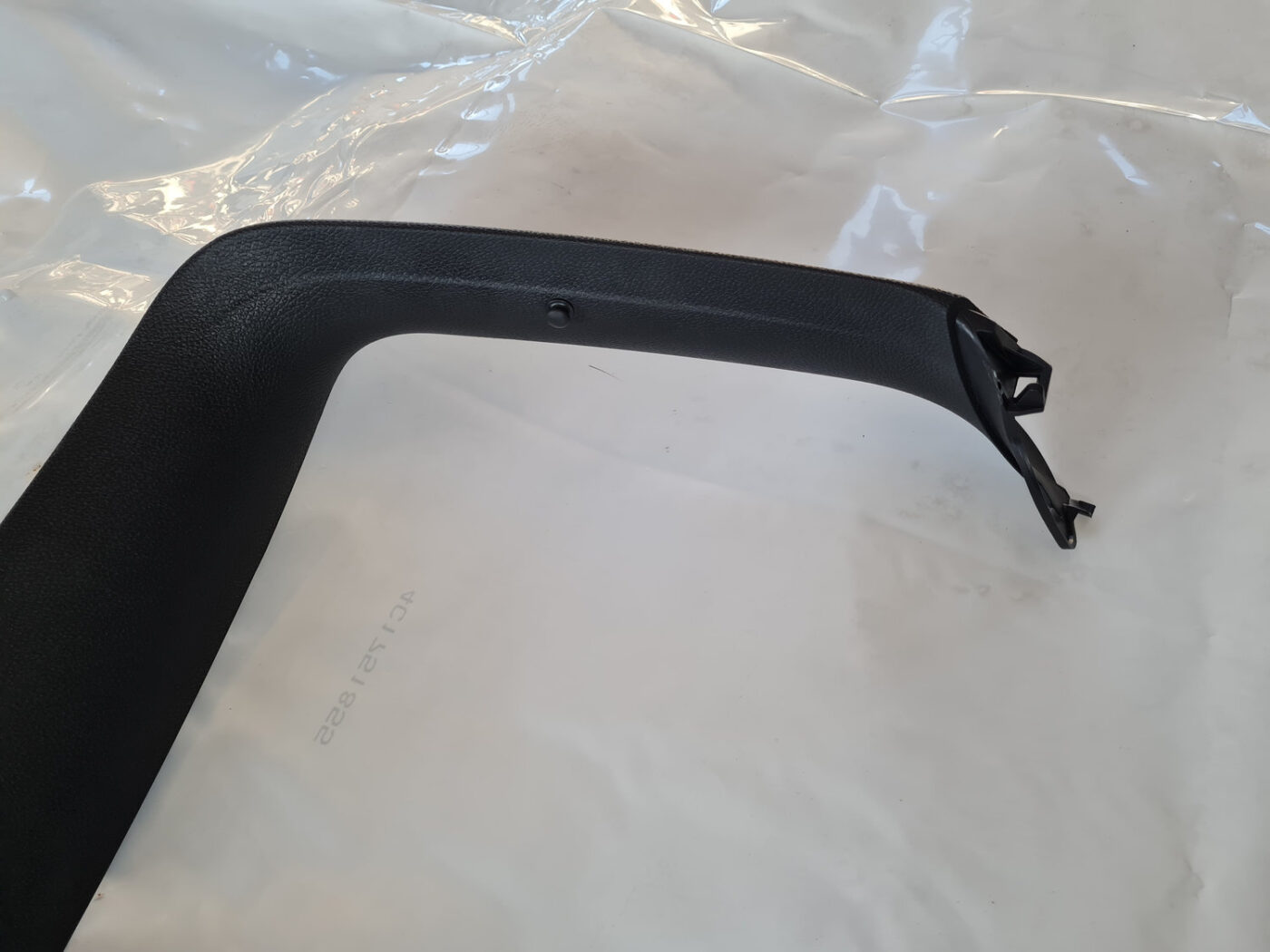 Bagāžnieka vāka apdare priekš VW GOLF 6 2011 10 Bagāžnieka vāka apdare priekš VW GOLF 6 2011