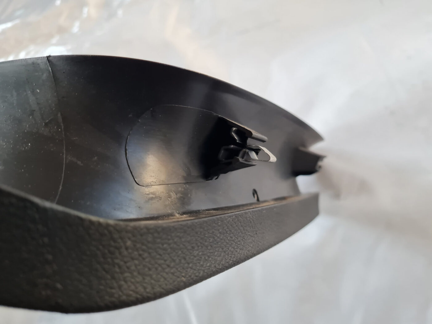 Bagāžnieka vāka apdare priekš VW GOLF 6 2011 5 Bagāžnieka vāka apdare priekš VW GOLF 6 2011