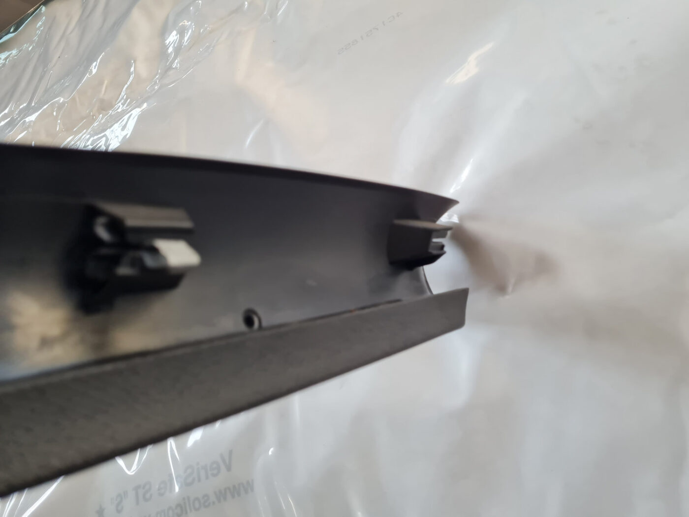 Bagāžnieka vāka apdare priekš VW GOLF 6 2011 4 Bagāžnieka vāka apdare priekš VW GOLF 6 2011