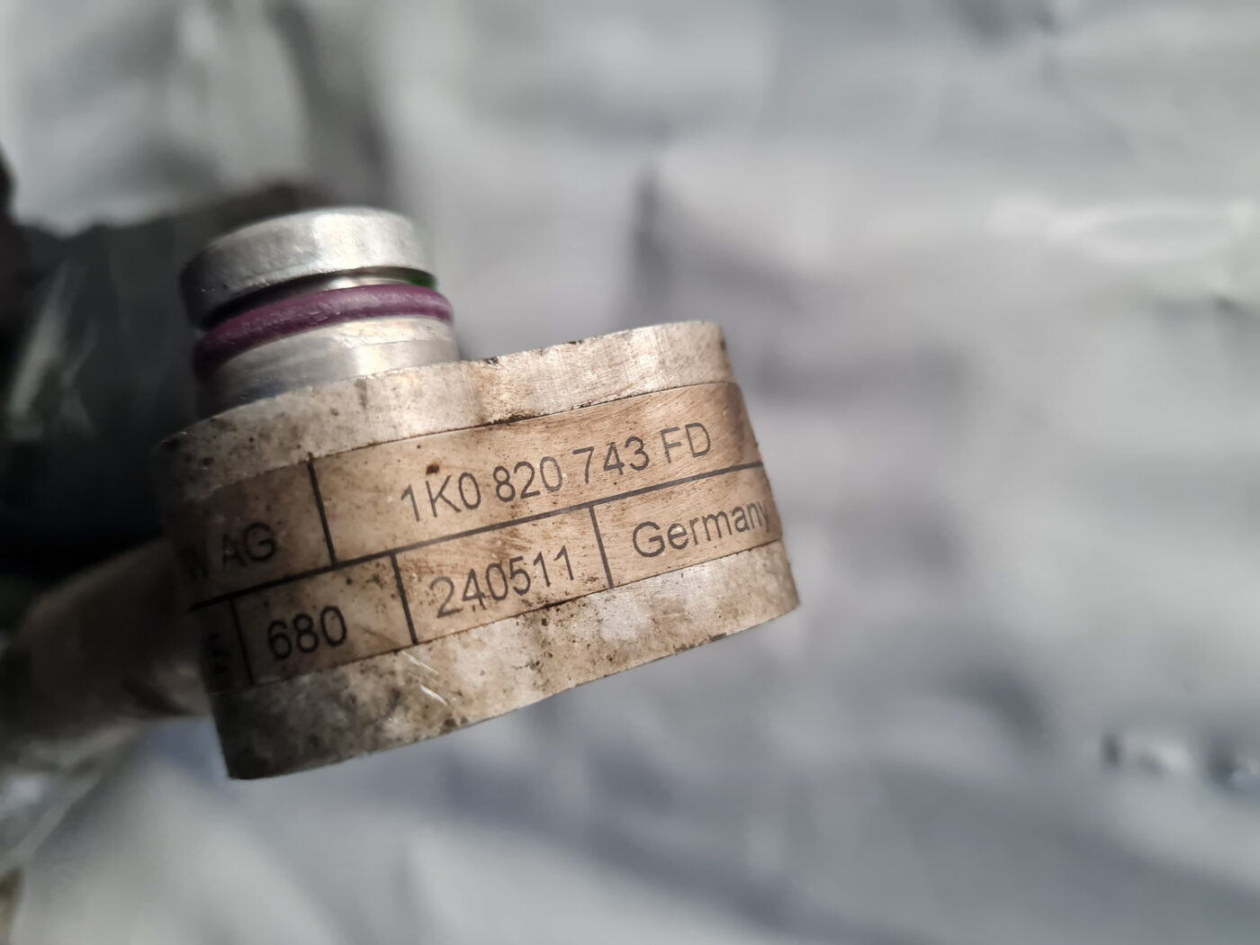 Gaisa kondicioniera galvenā caurule priekš VW GOLF 6 2011 3 Gaisa kondicioniera galvenā caurule priekš VW GOLF 6 2011