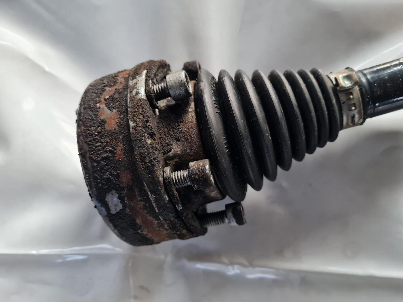 Pusass priekšējā kreisā priekš VW GOLF 6 2011 2 Pusass priekšējā kreisā priekš VW GOLF 6 2011