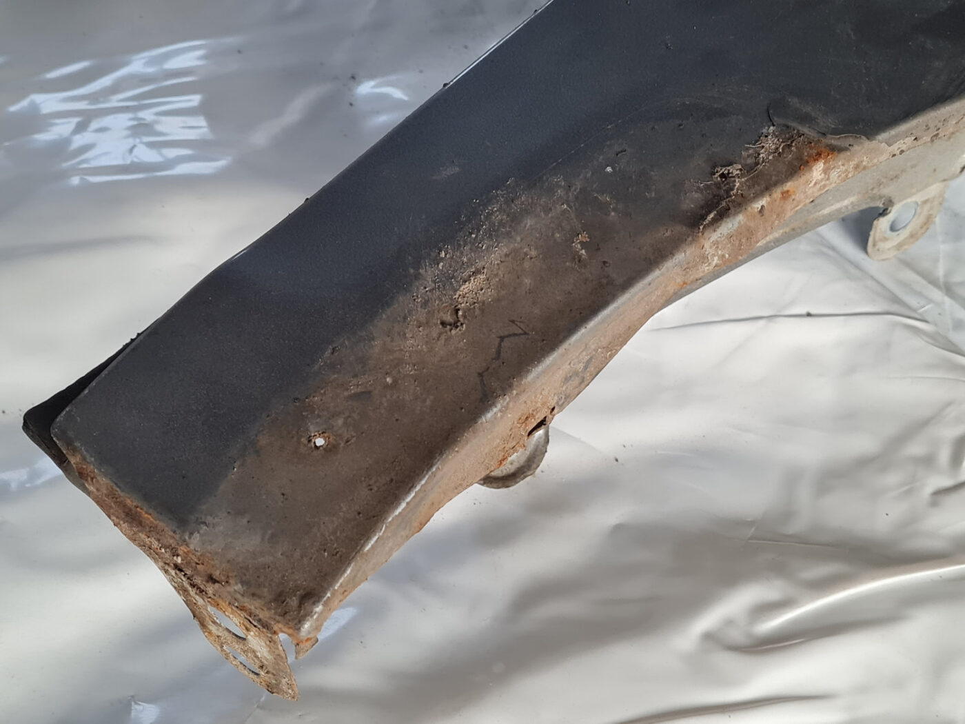 Priekšējais labais spārns priekš VW GOLF 6 2011 30 Priekšējais labais spārns priekš VW GOLF 6 2011