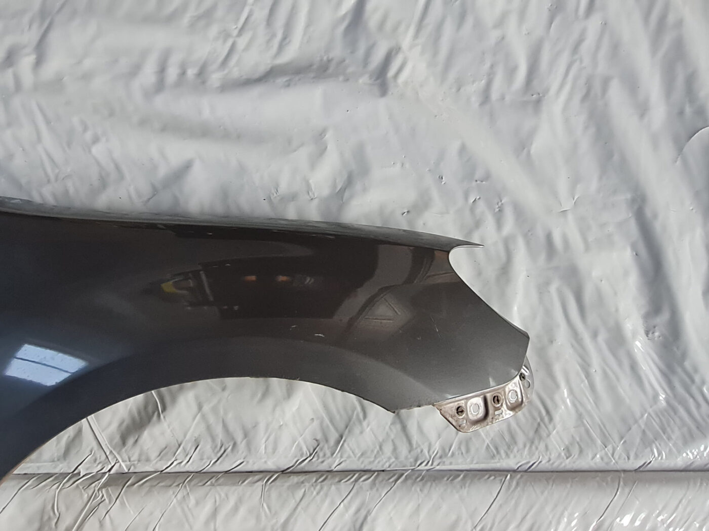 Priekšējais labais spārns priekš VW GOLF 6 2011 26 Priekšējais labais spārns priekš VW GOLF 6 2011