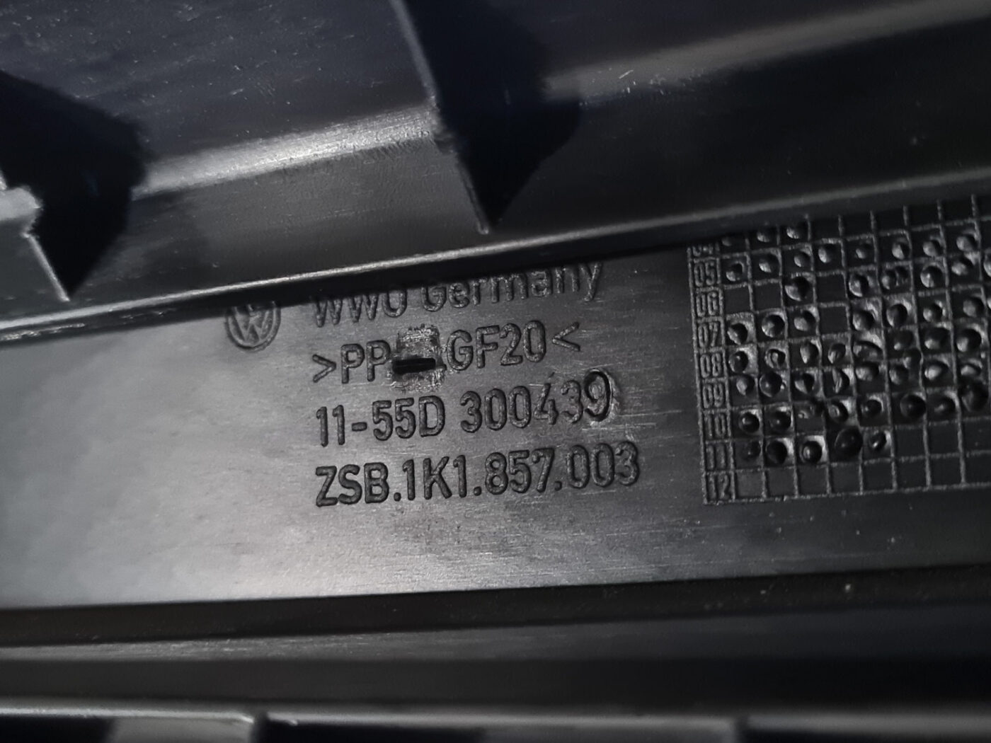 Mērinstrumentu panelis priekš VW GOLF 6 2011 4 Mērinstrumentu panelis priekš VW GOLF 6 2011