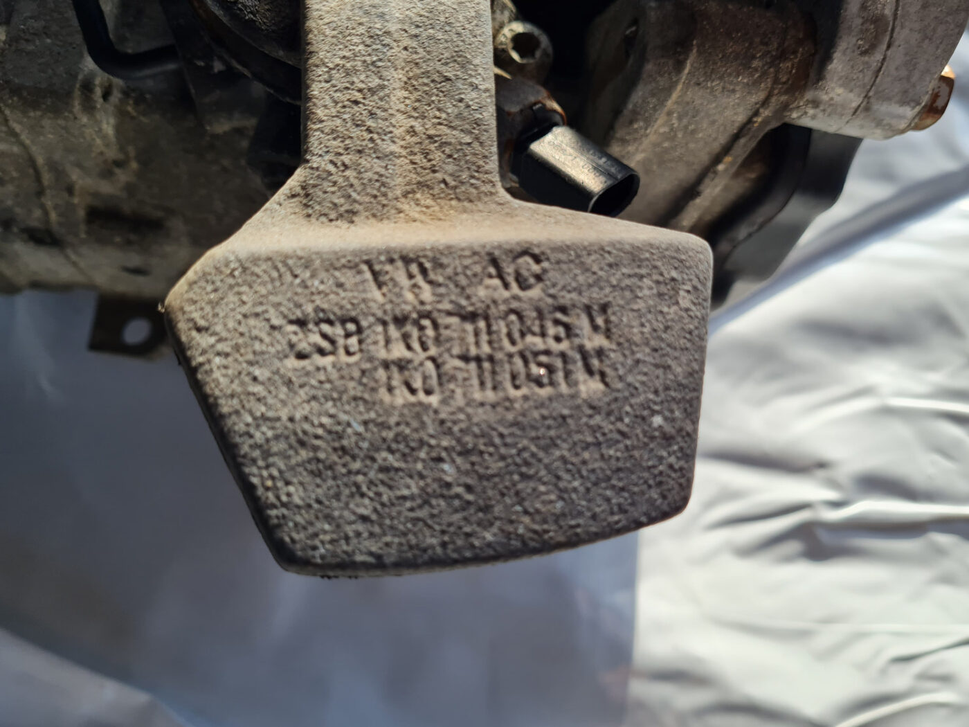 Mehāniska pārnesumkārba priekš VW GOLF 6 2011 11 Mehāniska pārnesumkārba priekš VW GOLF 6 2011